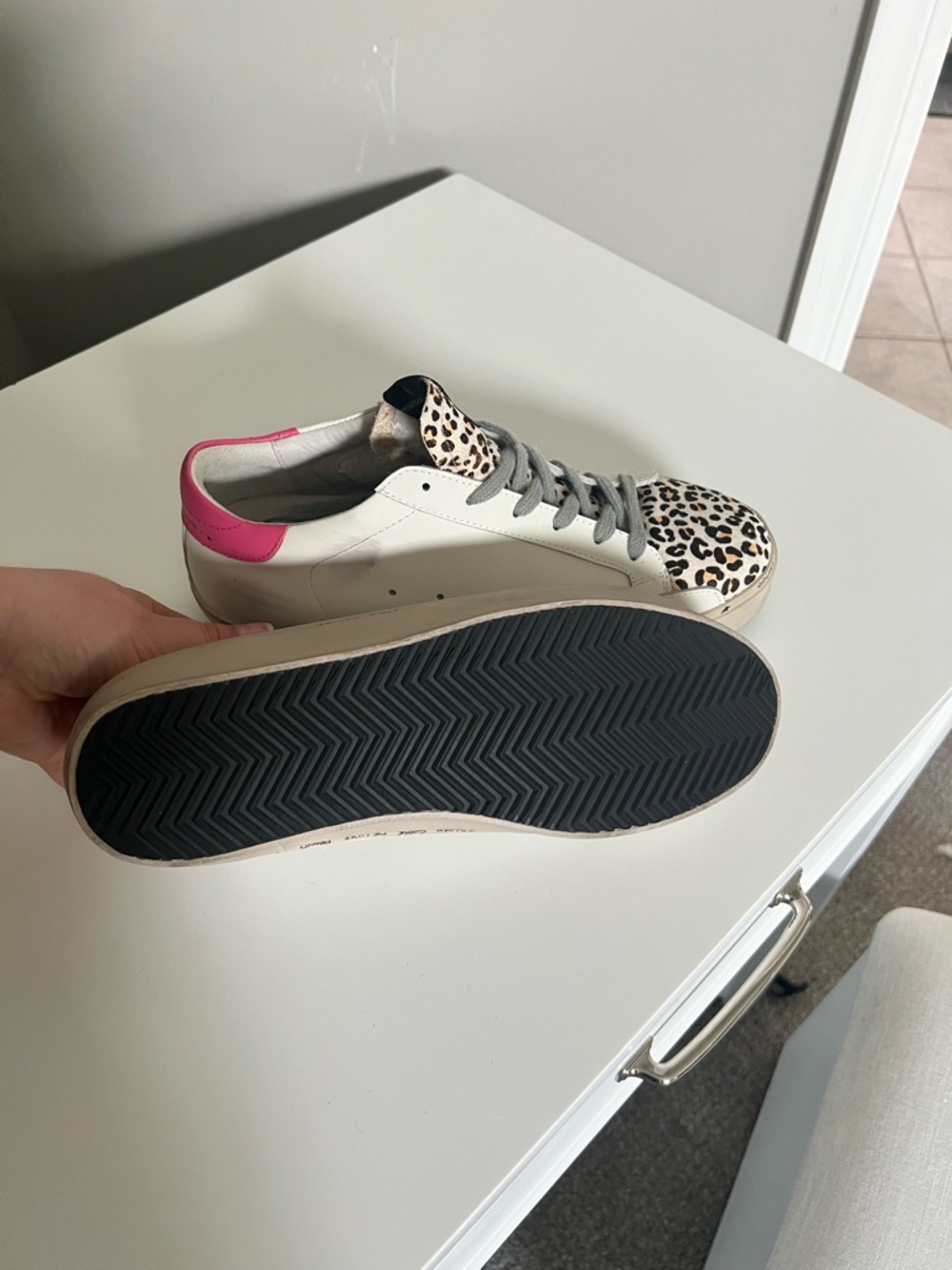 Golden Goose White Sneakers with Leopard Print and Pink Heel Tab - Picture 3 of 4